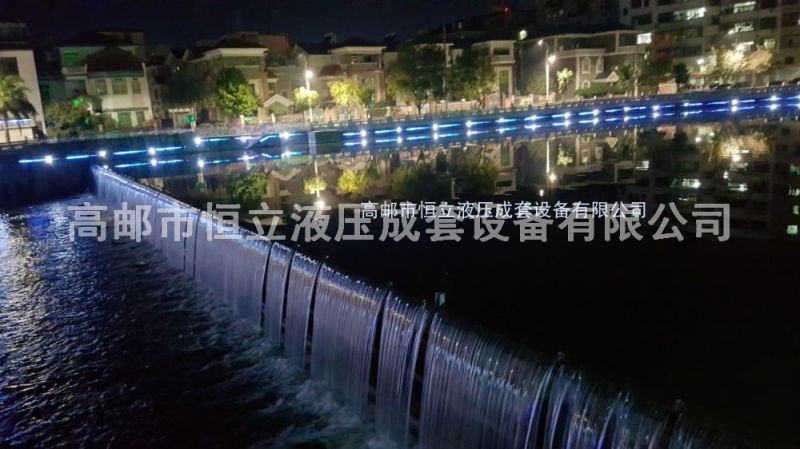 鋼壩閘門(mén)